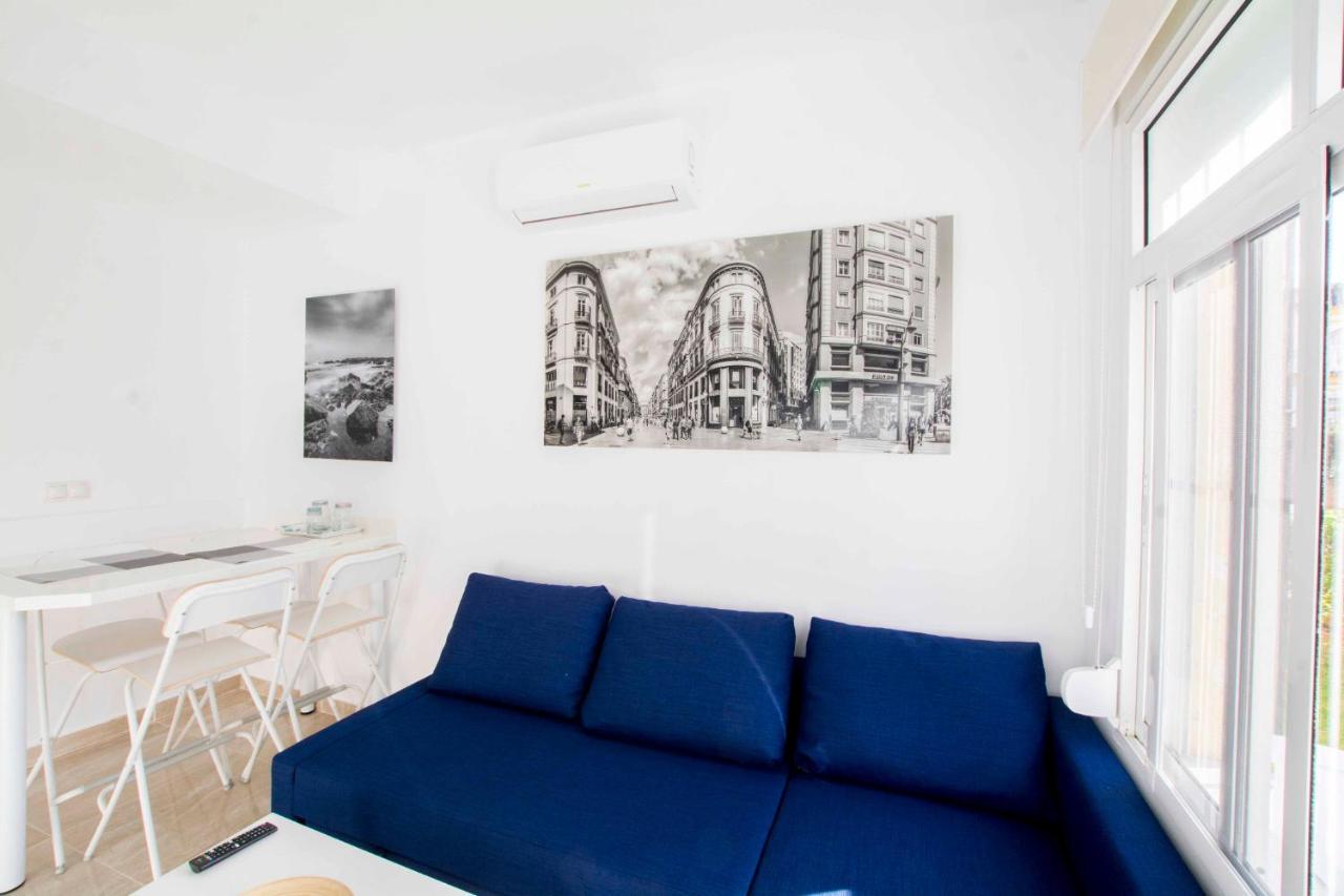 Apartamentos Los Alamos Sardinero ตอร์เรโมลิโนส ภายนอก รูปภาพ